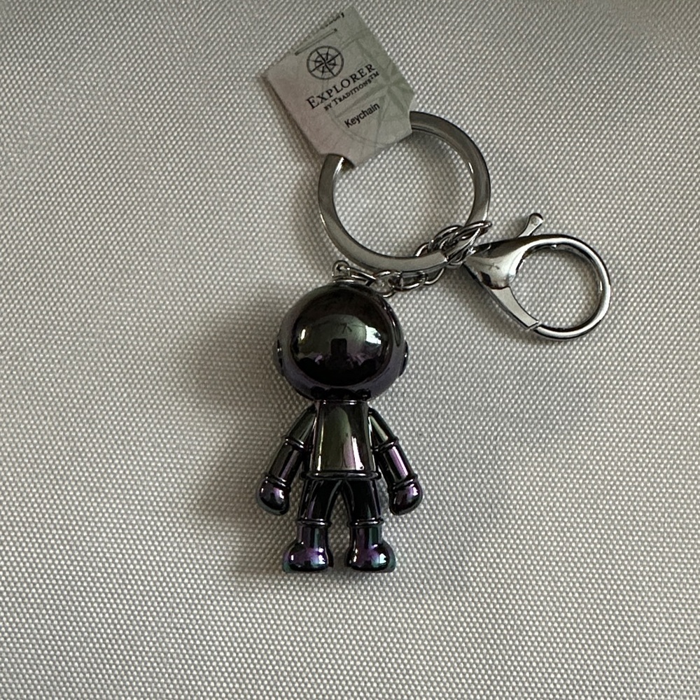 Keychain/Bag Charm Explore Iridescent Astronaut. - Picture 2 of 3